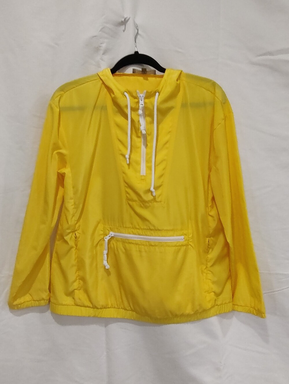 T By Tabots Bright Yellow Hooded Pullover Windbreaker